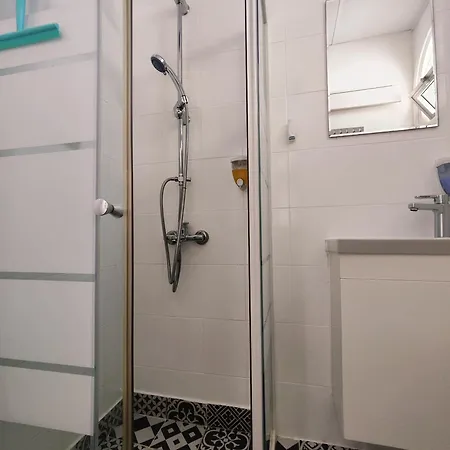 アパート Elena ラルナカ