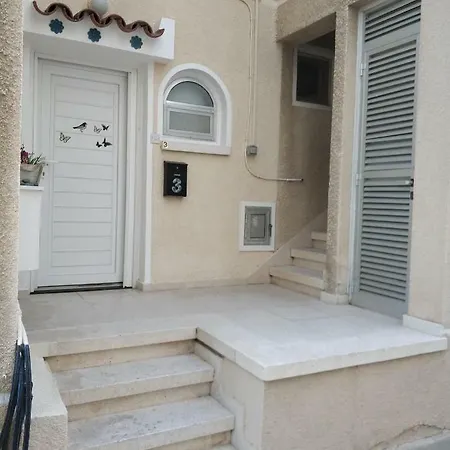 Elena Apartment Larnaka